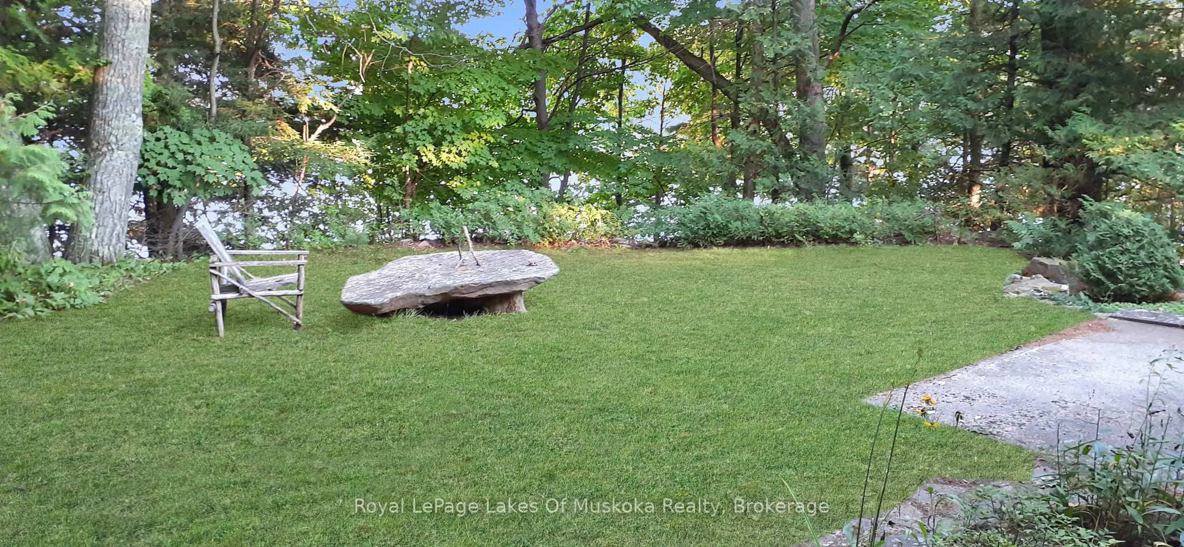 Patio, water/lake/river/ocean view for 1188 Sandwood Rd #5, Muskoka Lakes Ontario P0B 1M0