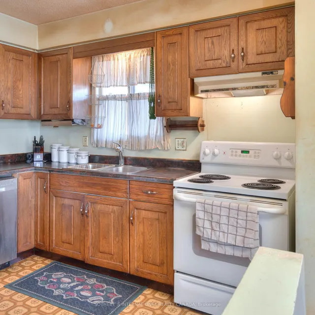 Additional property image - 223 Southwood Dr