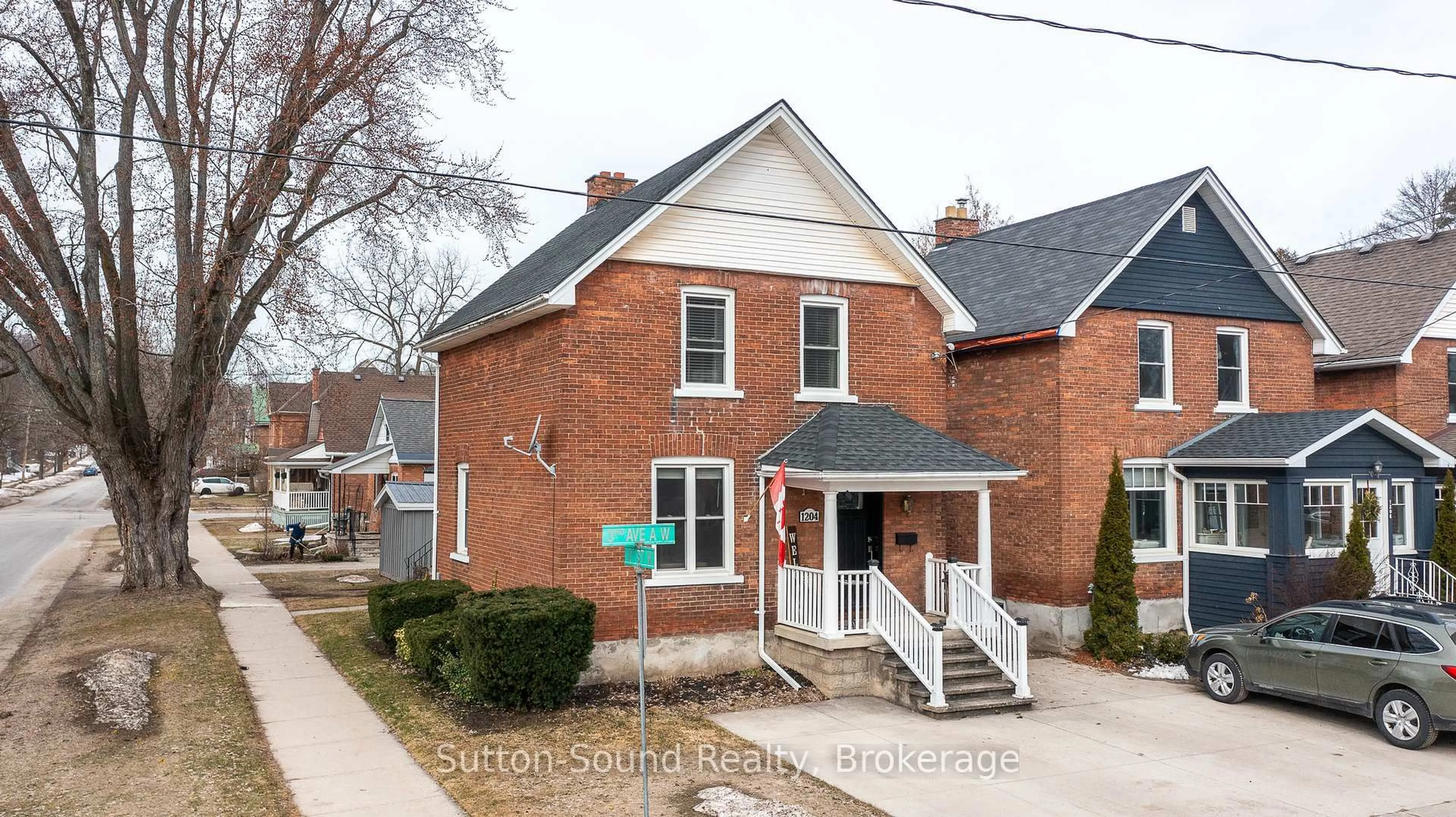 Home with brick exterior material, street for 1204 3rd A Ave, Owen Sound Ontario N4K 4T7