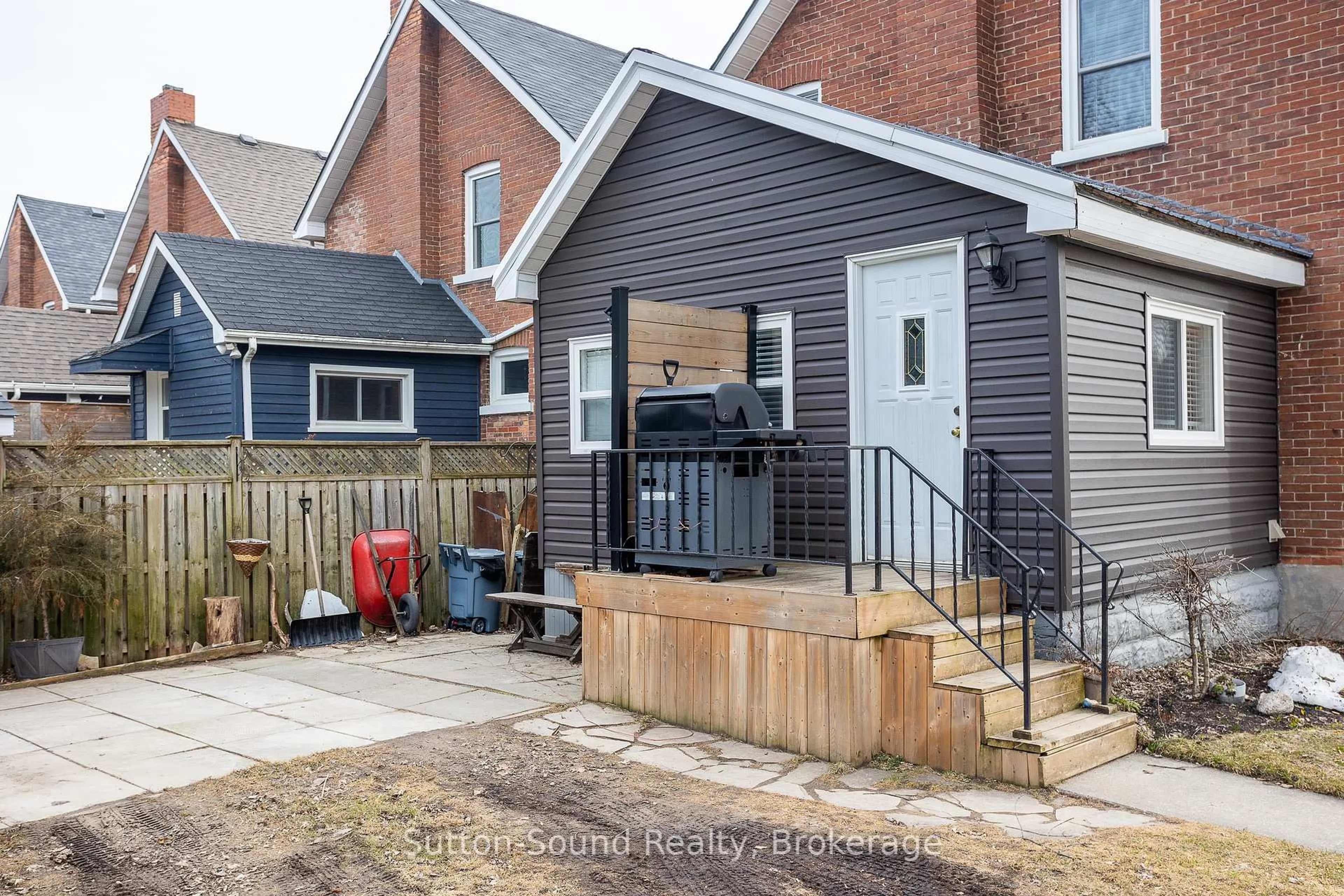 Home with brick exterior material, street for 1204 3rd A Ave, Owen Sound Ontario N4K 4T7