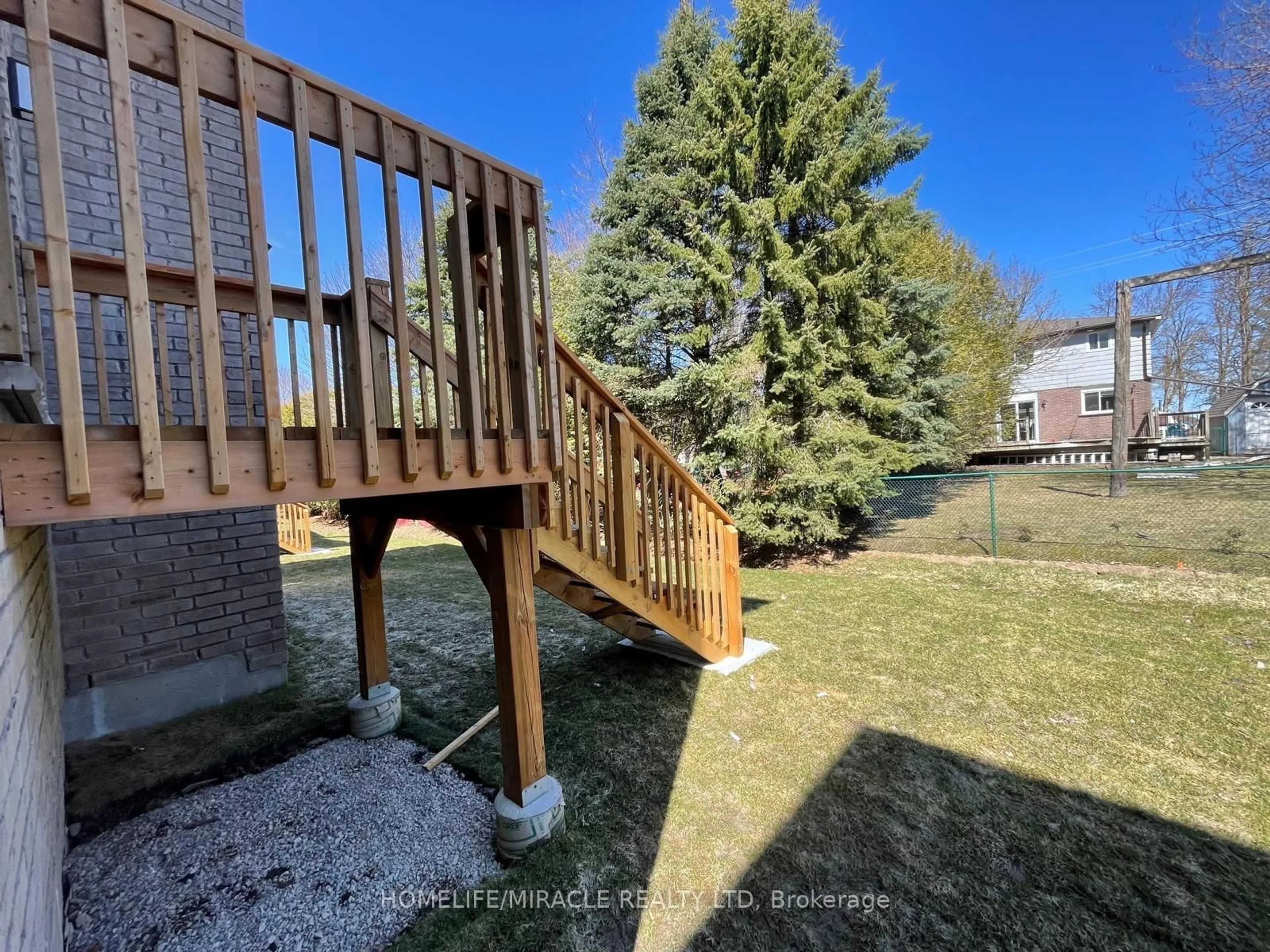 A pic from outside/outdoor area/front of a property/back of a property/a pic from drone, unknown for 465 Adelaide St, Wellington North Ontario N0G 1A0