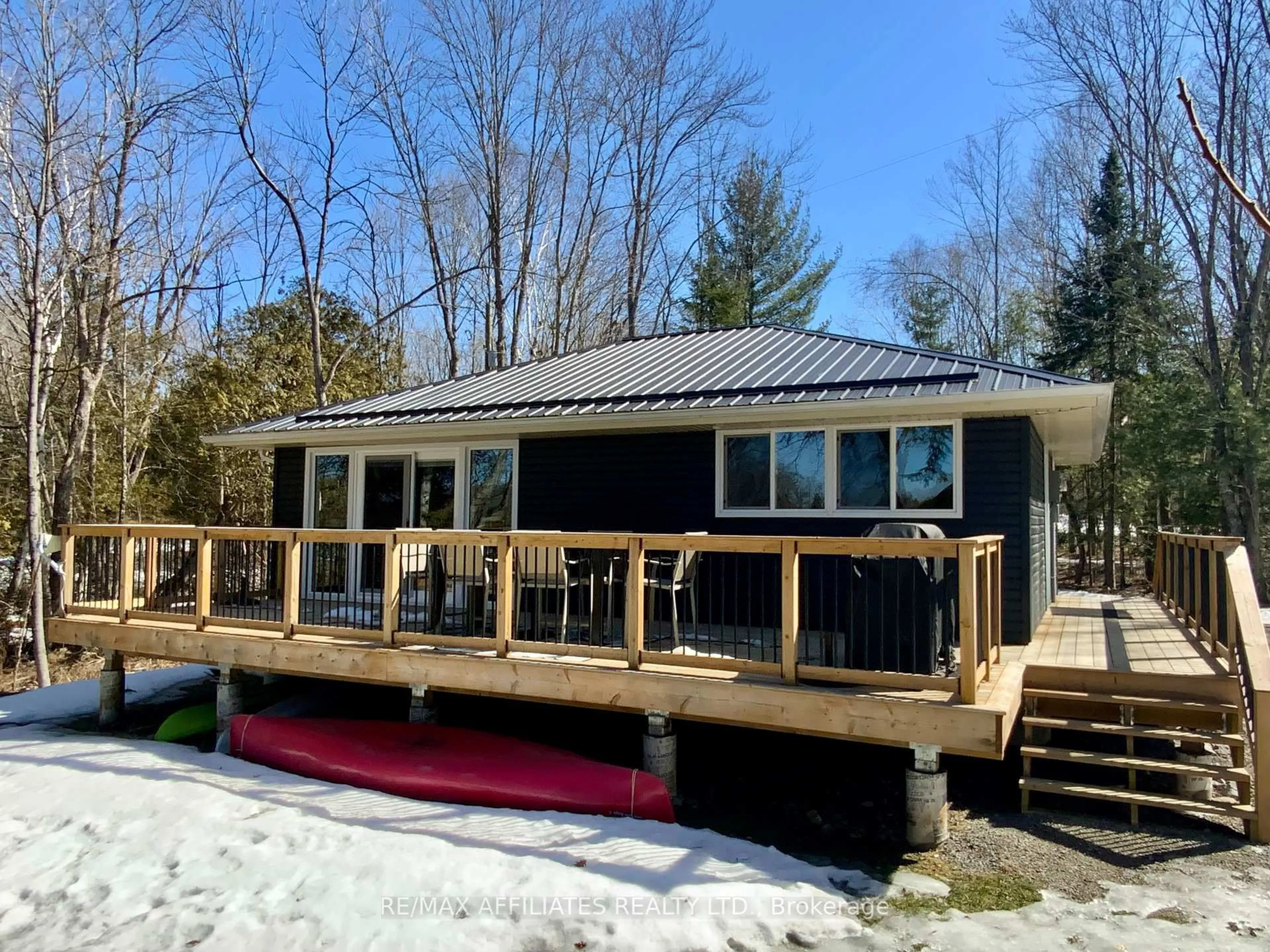 Home with vinyl exterior material, water/lake/river/ocean view for 39 A CEDAR SANDS Rd, Rideau Lakes Ontario K0E 1N0