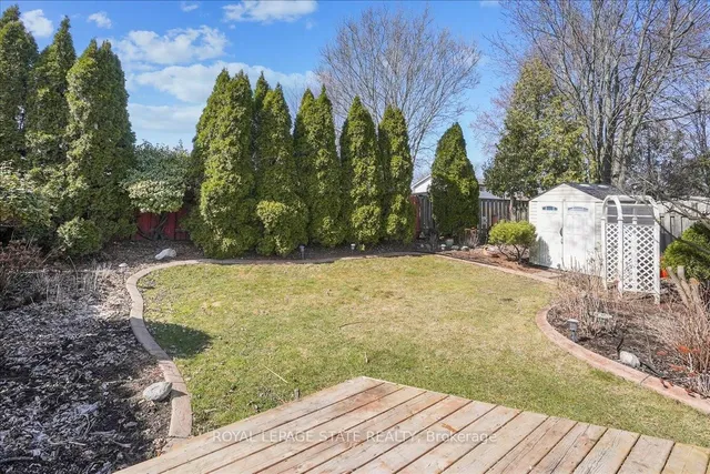 Additional image 10 of 43 Yorkdale Cres