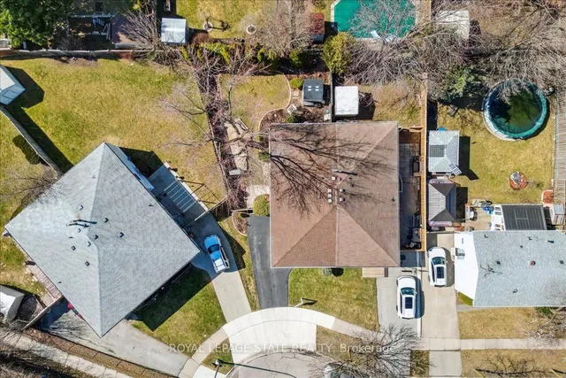 Additional image 4 of 43 Yorkdale Cres