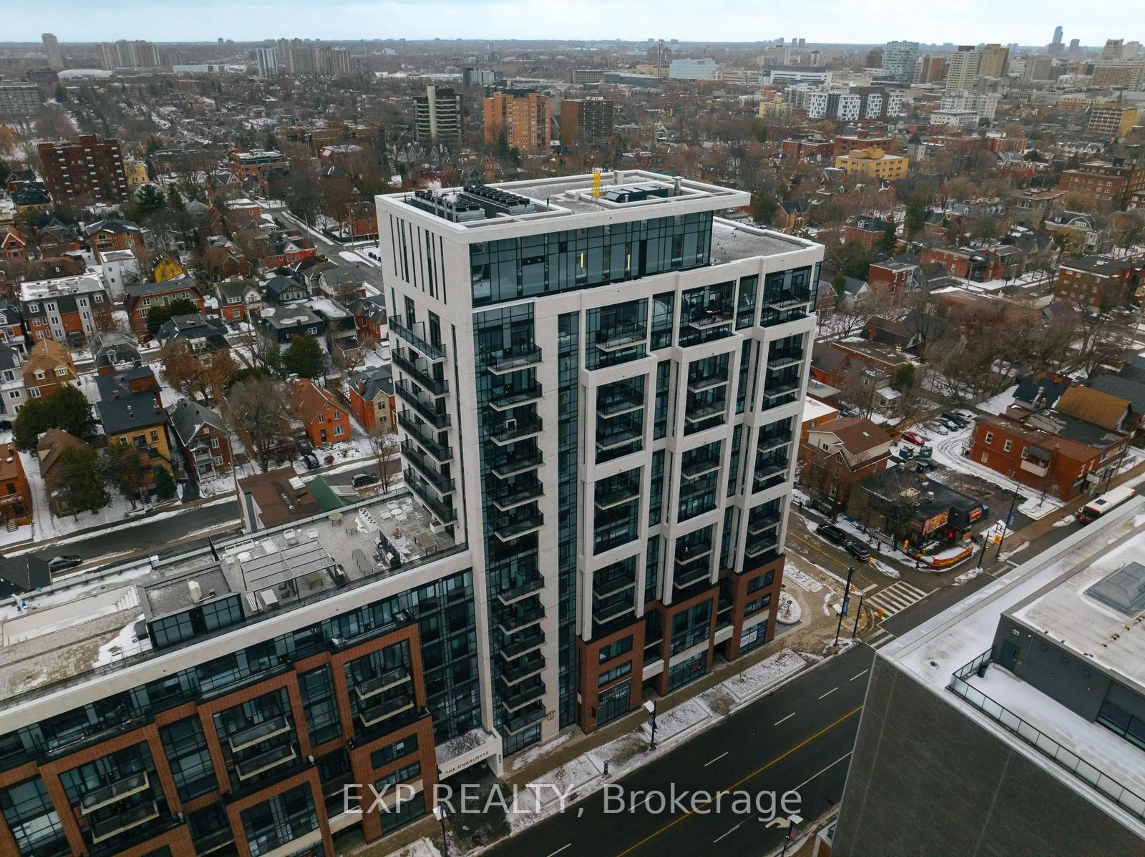 A pic from outside/outdoor area/front of a property/back of a property/a pic from drone, city buildings view from balcony for 560 Rideau St #421, Ottawa Ontario K1N 0G3