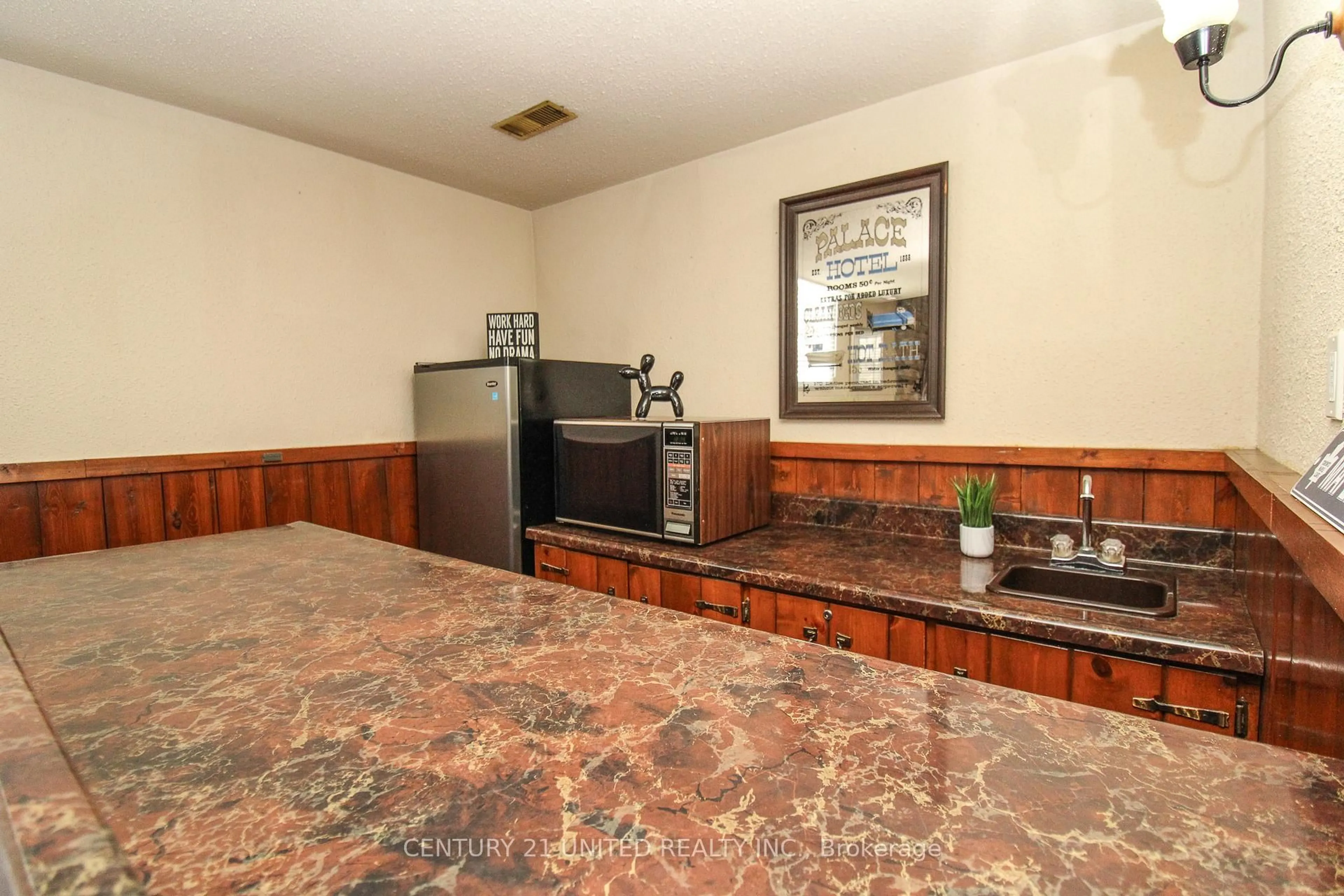 Standard kitchen, ceramic/tile floor for 636 Bland Line, Cavan Monaghan Ontario L0A 1C0