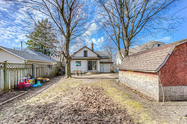 Additional property image - 87 6 Ave
