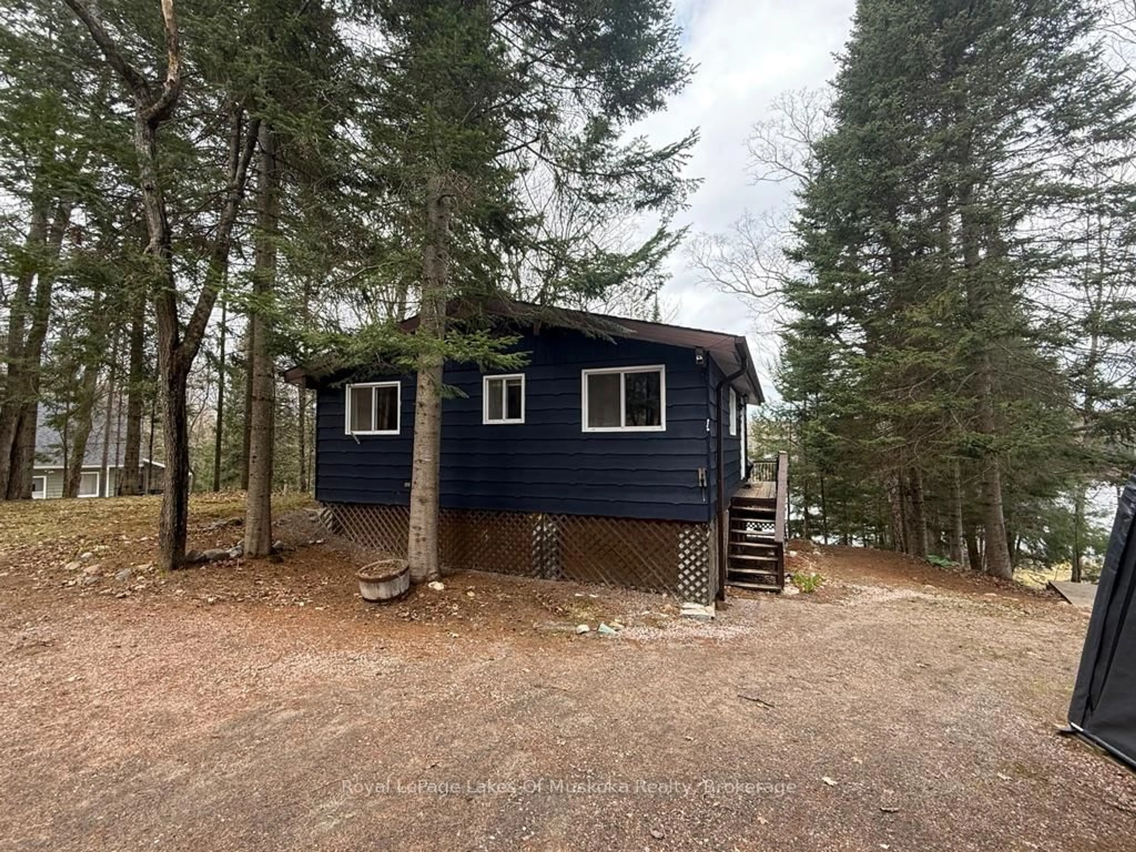 Shed for 879 Relative Rd, Armour Ontario P0A 1C0