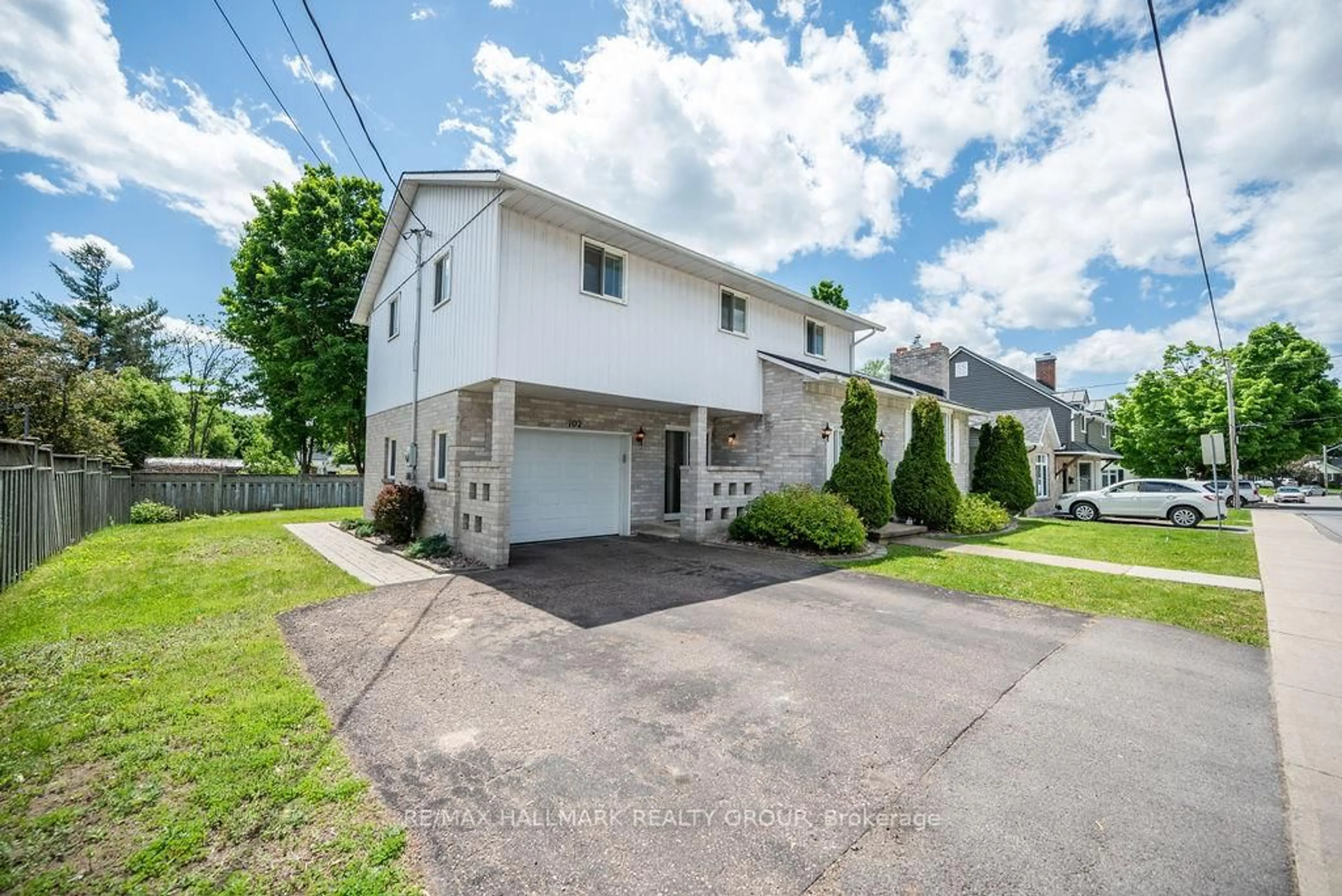 Unknown for 102 Ottawa St, Arnprior Ontario K7S 1X5