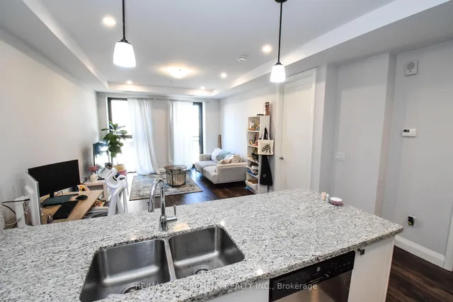 Additional property image - 118 King St Unit 520