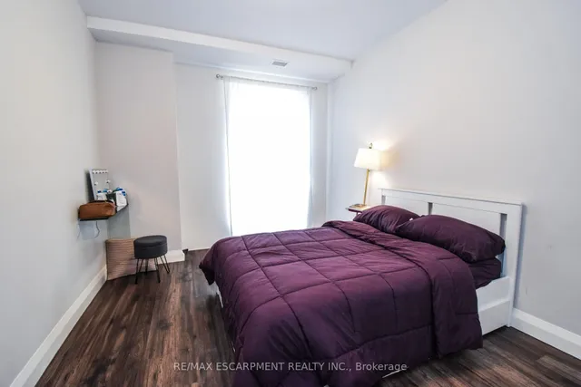 Additional property image - 118 King St Unit 520