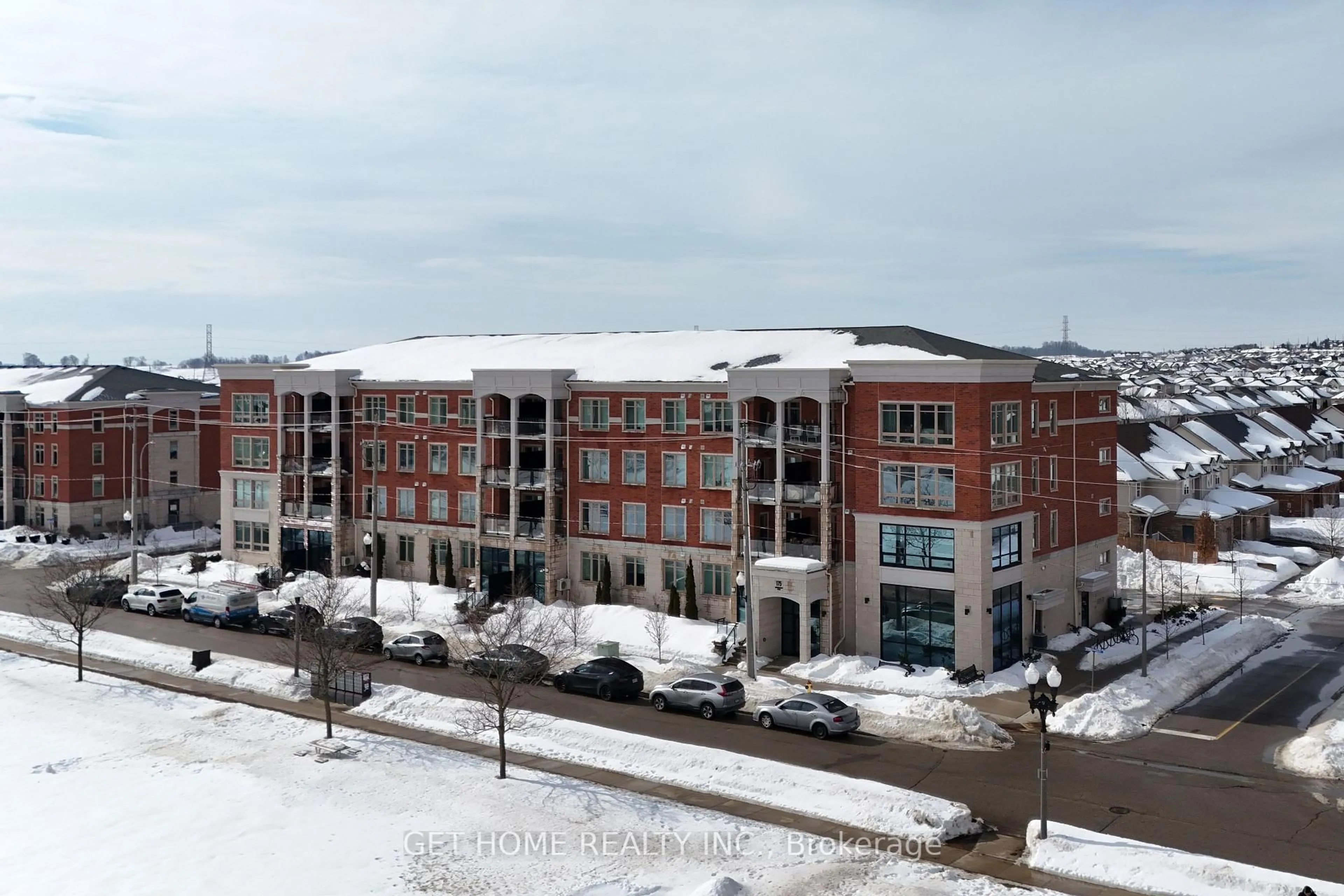 A pic from outside/outdoor area/front of a property/back of a property/a pic from drone, building for 175 Commonwealth St #205, Kitchener Ontario N2E 0H4