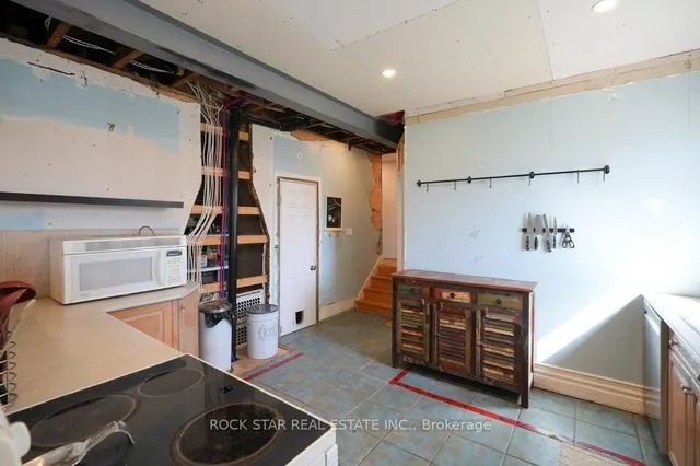 Additional property image - 405 Upper Wentworth St