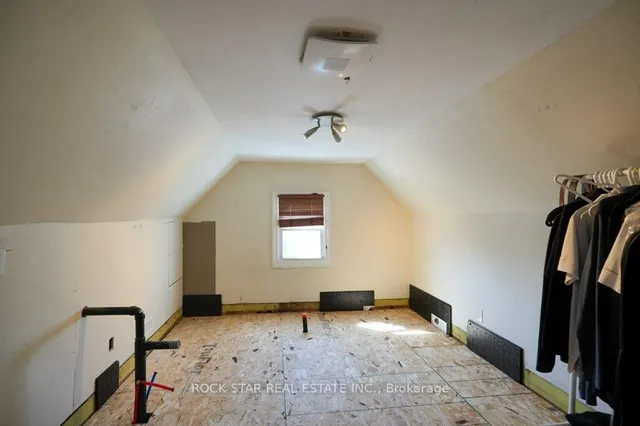Additional property image - 405 Upper Wentworth St