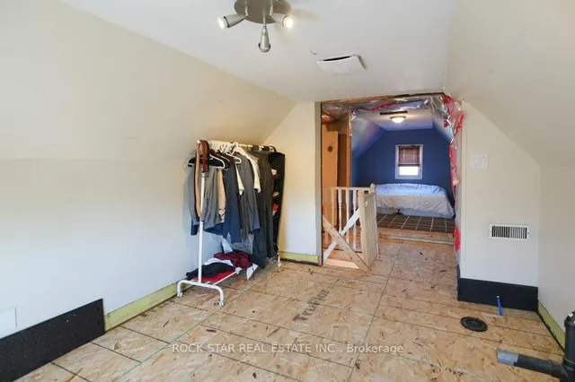 Additional property image - 405 Upper Wentworth St