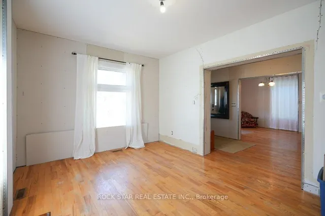 Additional property image - 405 Upper Wentworth St
