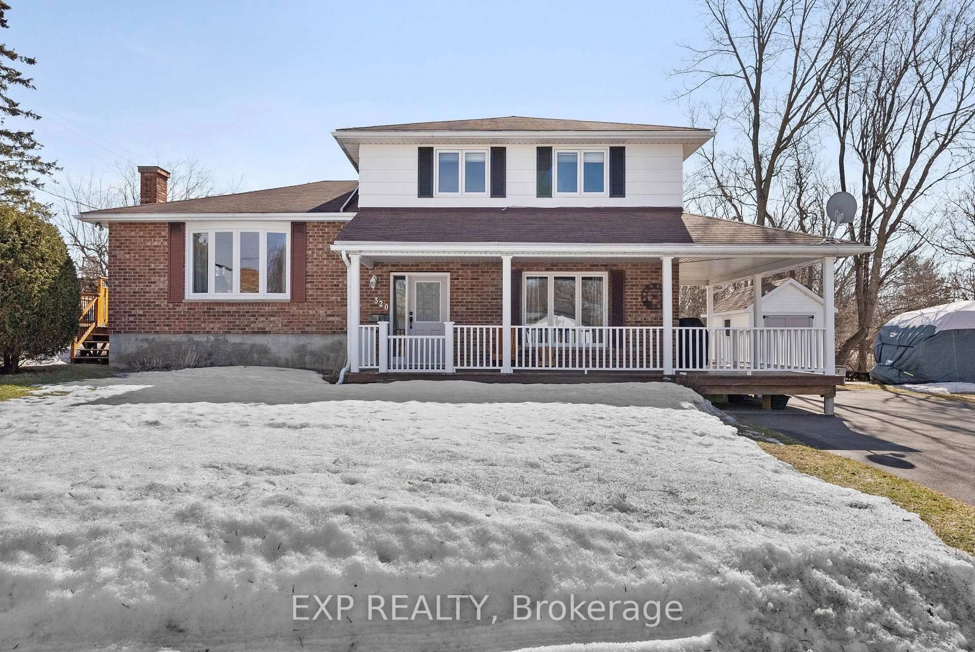 Home with brick exterior material, street for 320 Francis St, Renfrew Ontario K7V 4L7