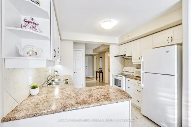 Additional property image - 908 Mohawk Rd Unit 309
