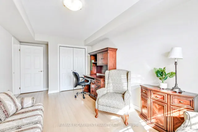 Additional property image - 908 Mohawk Rd Unit 309
