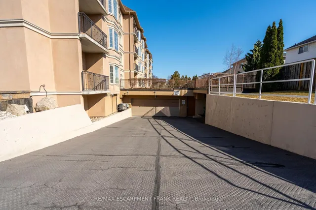 Additional property image - 908 Mohawk Rd Unit 309