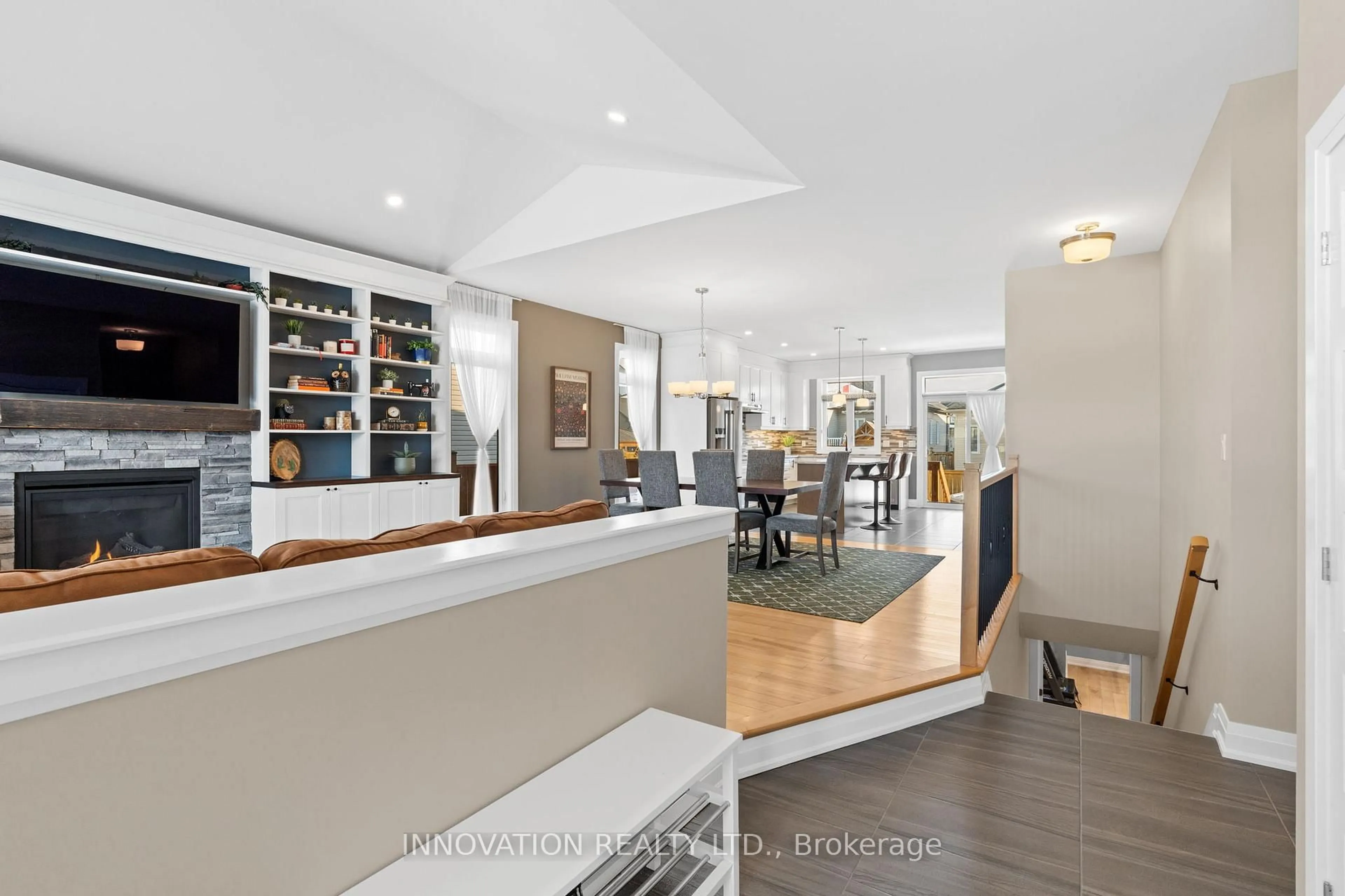 Open concept kitchen, unknown for 404 Bruges St, Russell Ontario K0A 1W0