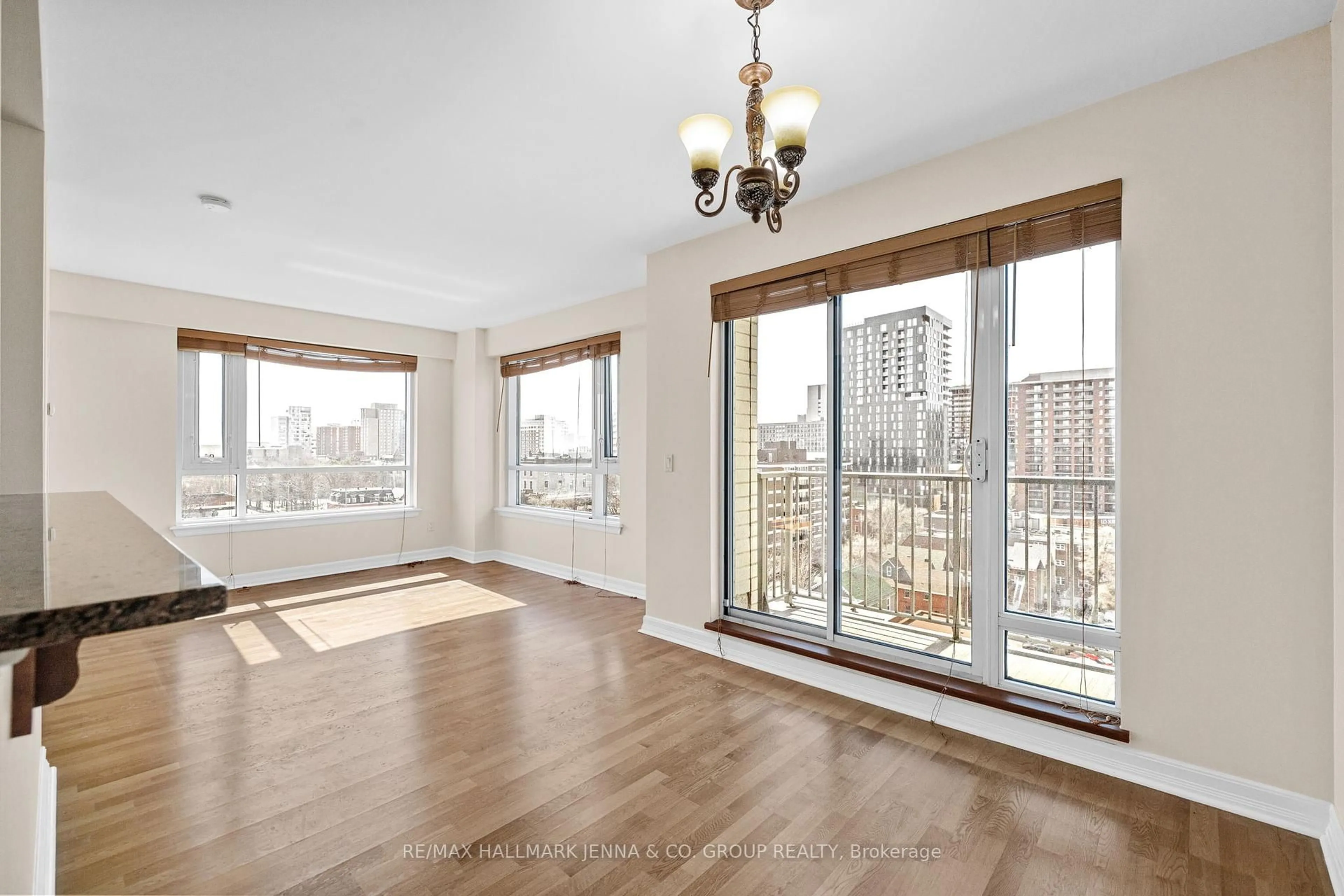 A pic of a room for 200 Besserer St #1104, Ottawa Ontario K1N 0A7