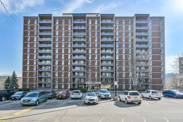 Additional property image - 1966 MAIN St Unit 502