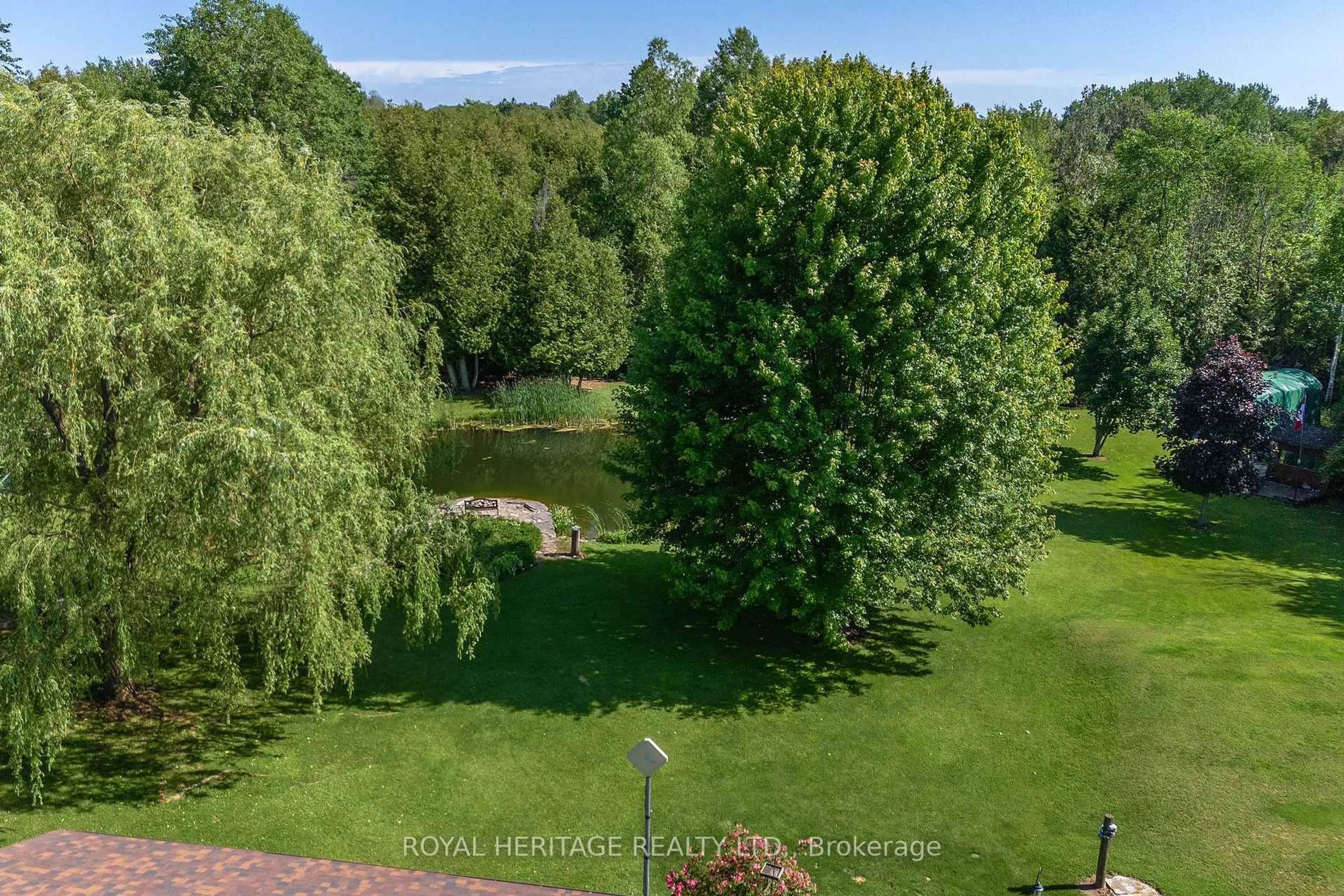 A pic from outside/outdoor area/front of a property/back of a property/a pic from drone, water/lake/river/ocean view for 47 Andrew Crt, Kawartha Lakes Ontario K0L 2W0