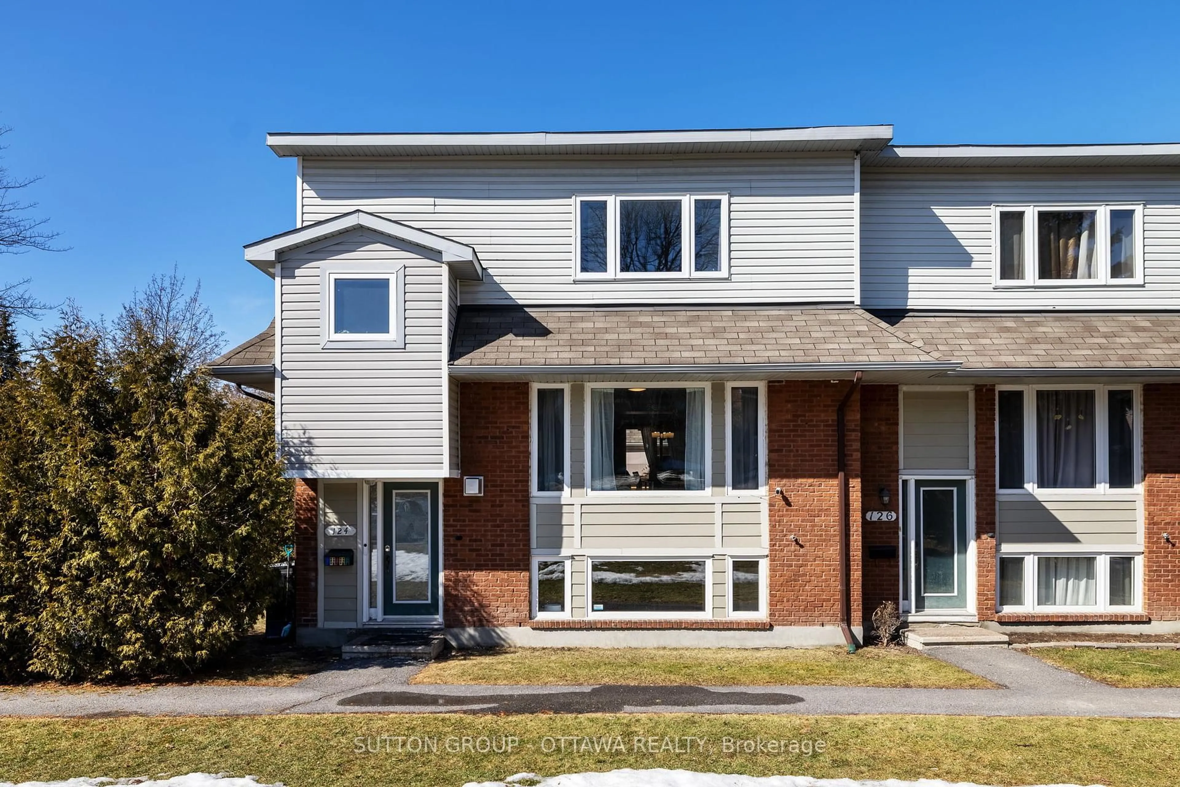 Home with brick exterior material, street for 124 MONTEREY Dr, Ottawa Ontario K2H 7A8