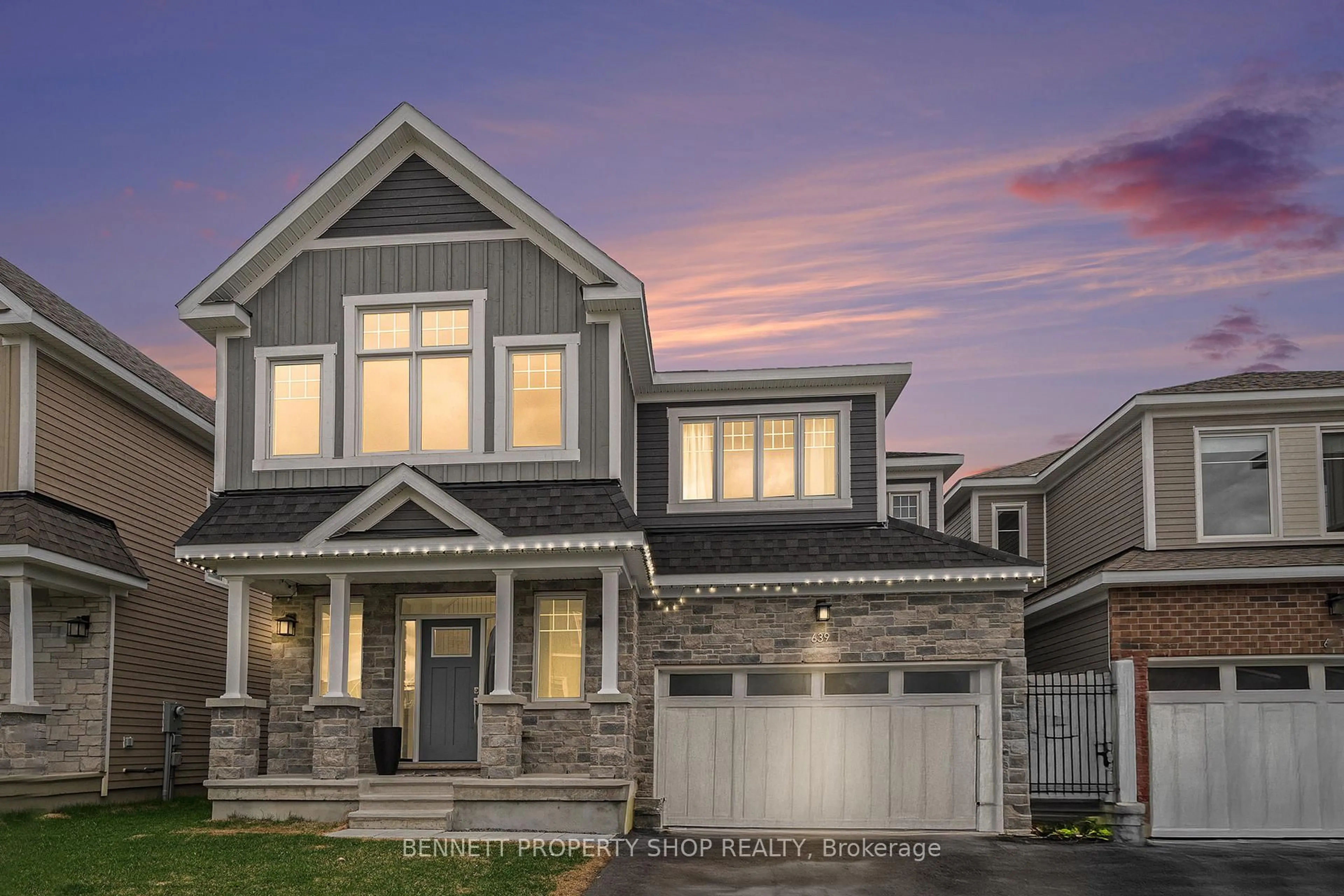 Home with vinyl exterior material, street for 639 Terrier Circ, Richmond Ontario K0A 2Z0