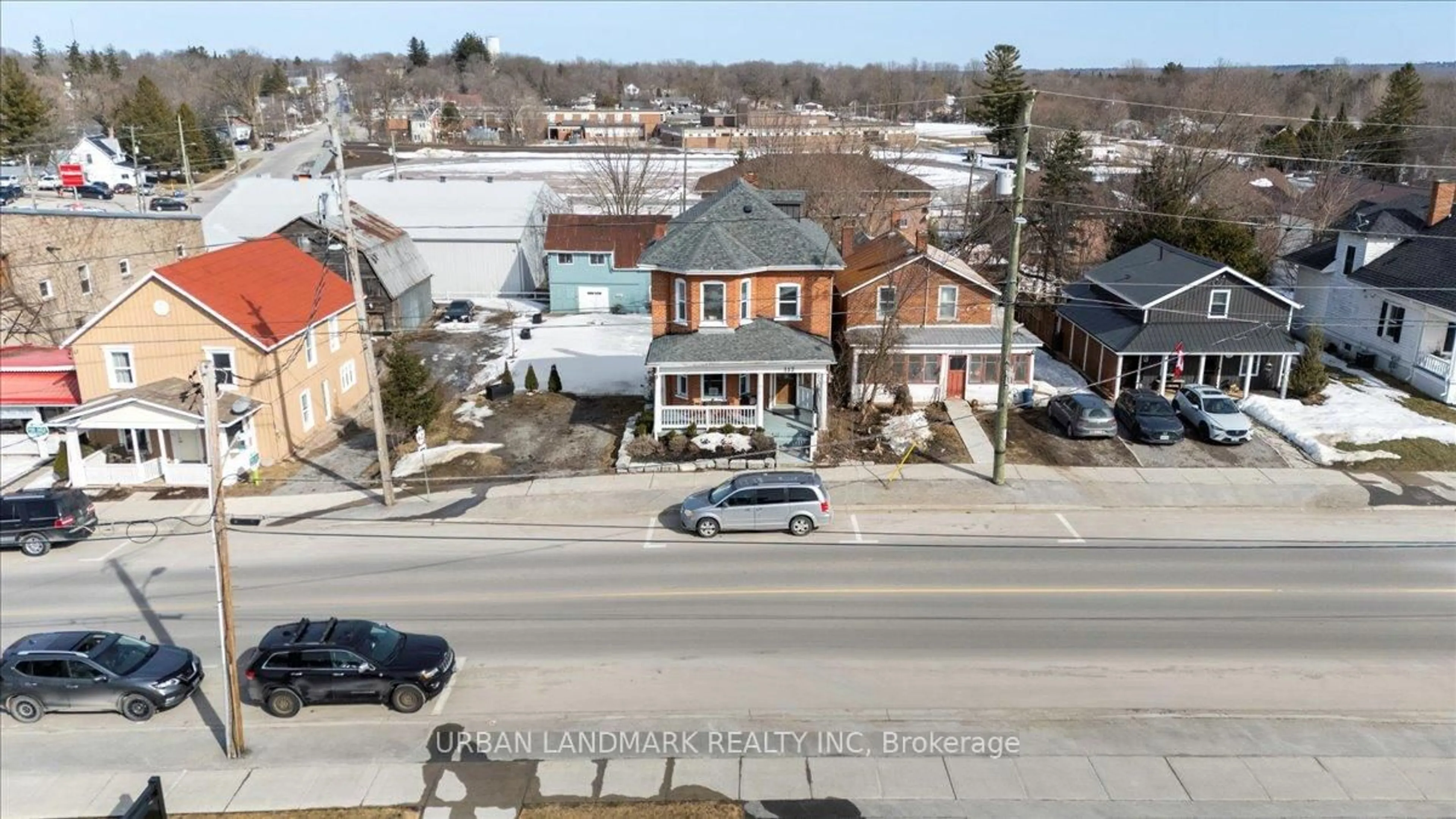 A pic from outside/outdoor area/front of a property/back of a property/a pic from drone, street for 117 Durham St, Madoc Ontario K0K 2K0