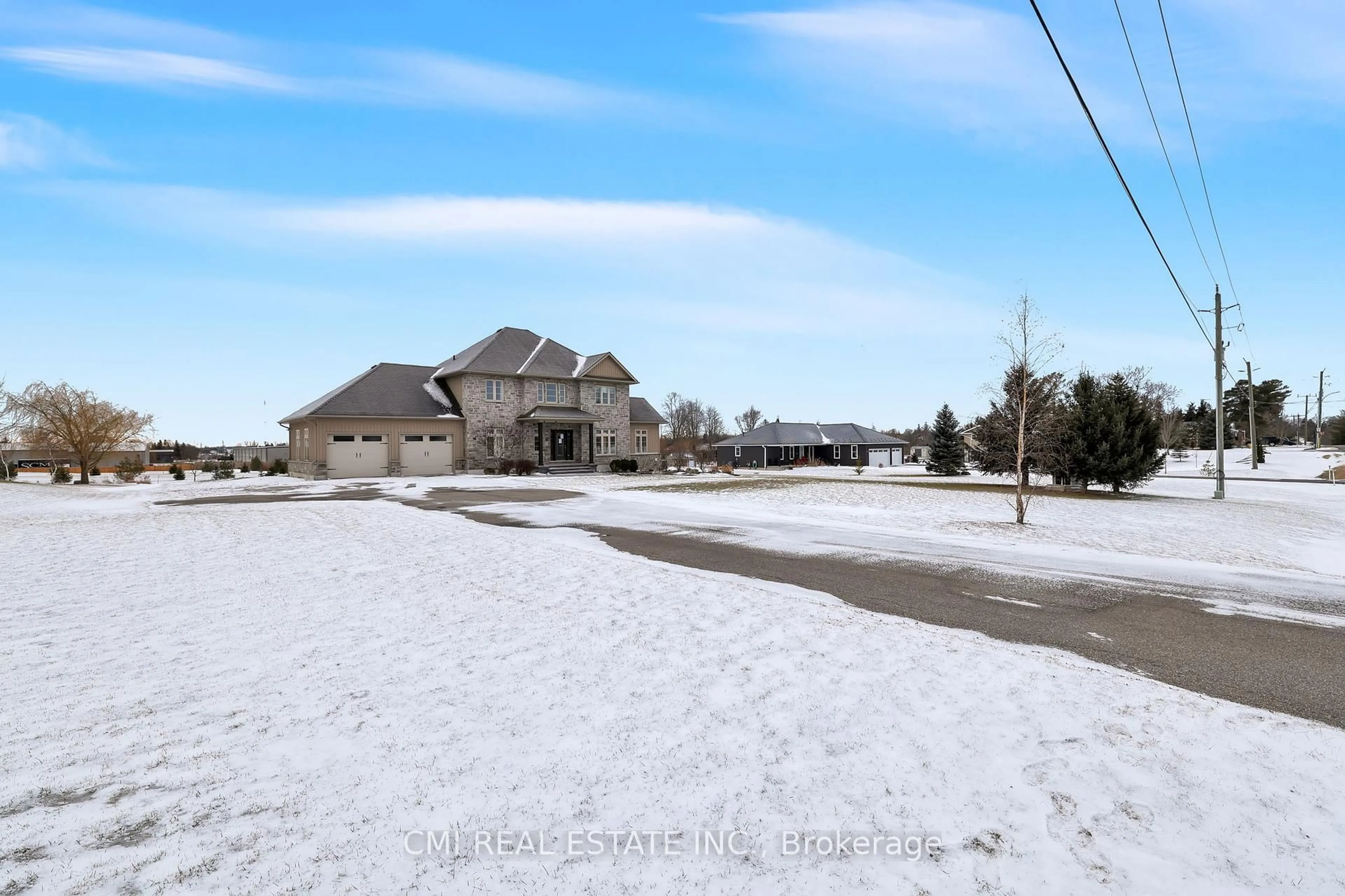 A pic from outside/outdoor area/front of a property/back of a property/a pic from drone, unknown for 67 Echo St, Haldimand Ontario N0A 1E0