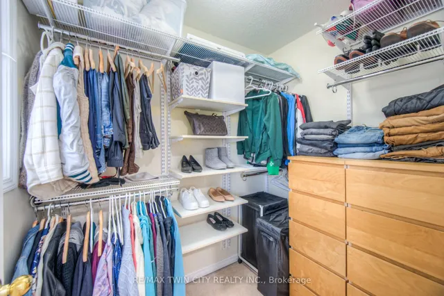 Additional property image - 7 Upper Mercer St Unit F24