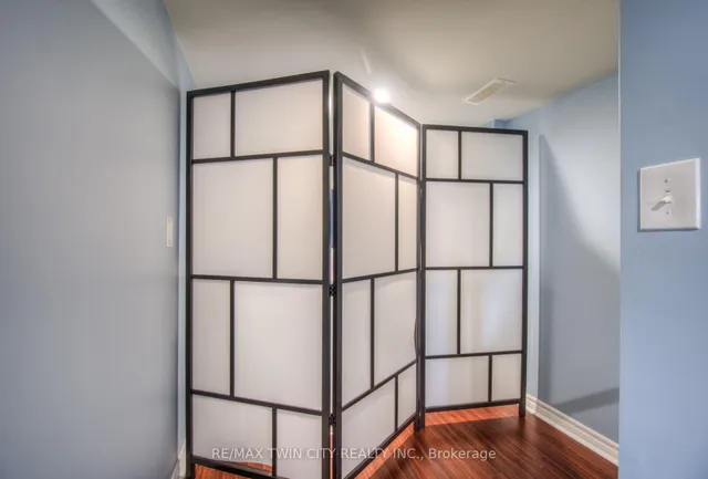 Additional property image - 7 Upper Mercer St Unit F24