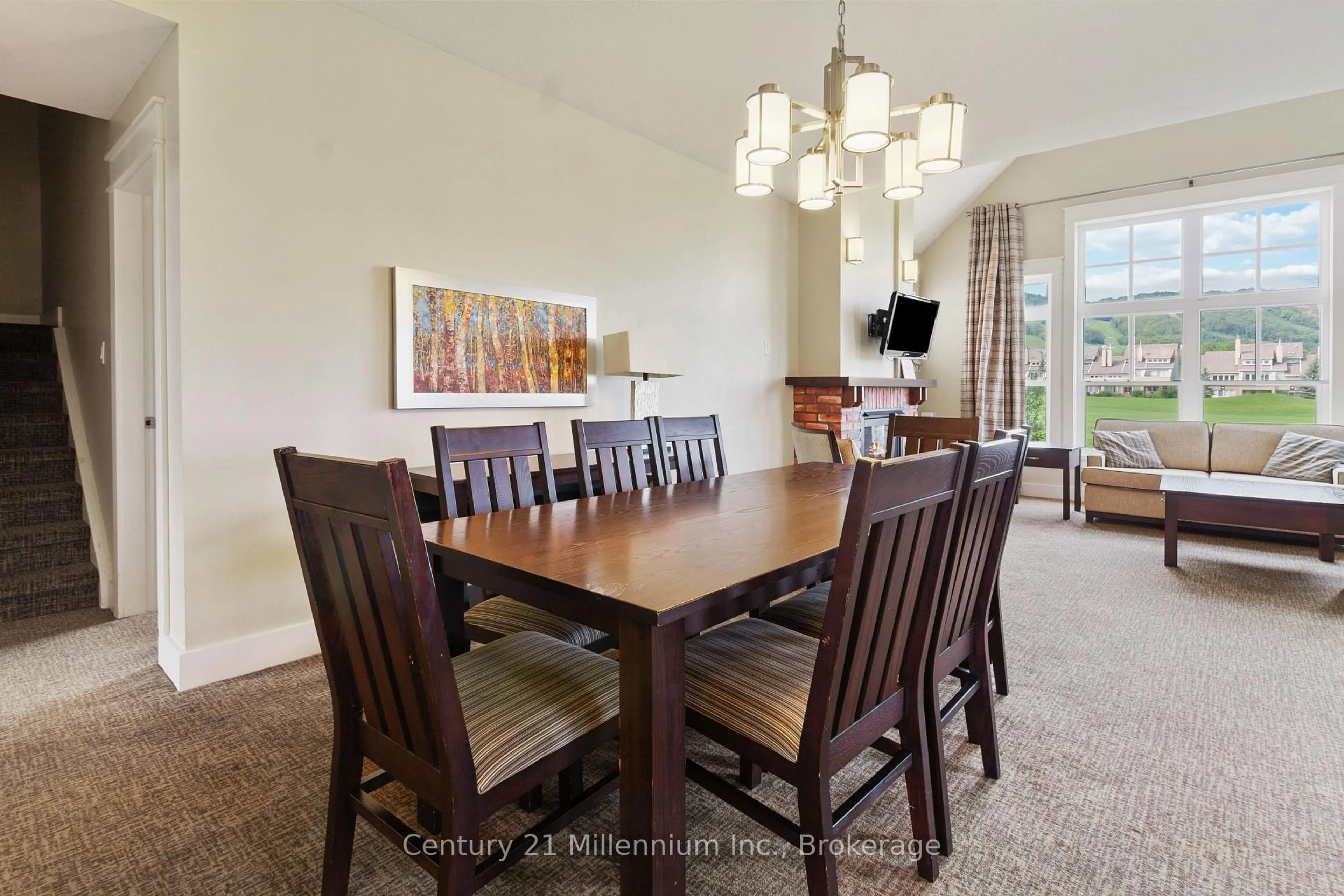 Dining room, unknown for 130 Fairway Crt #239, Blue Mountains Ontario L9Y 0P8