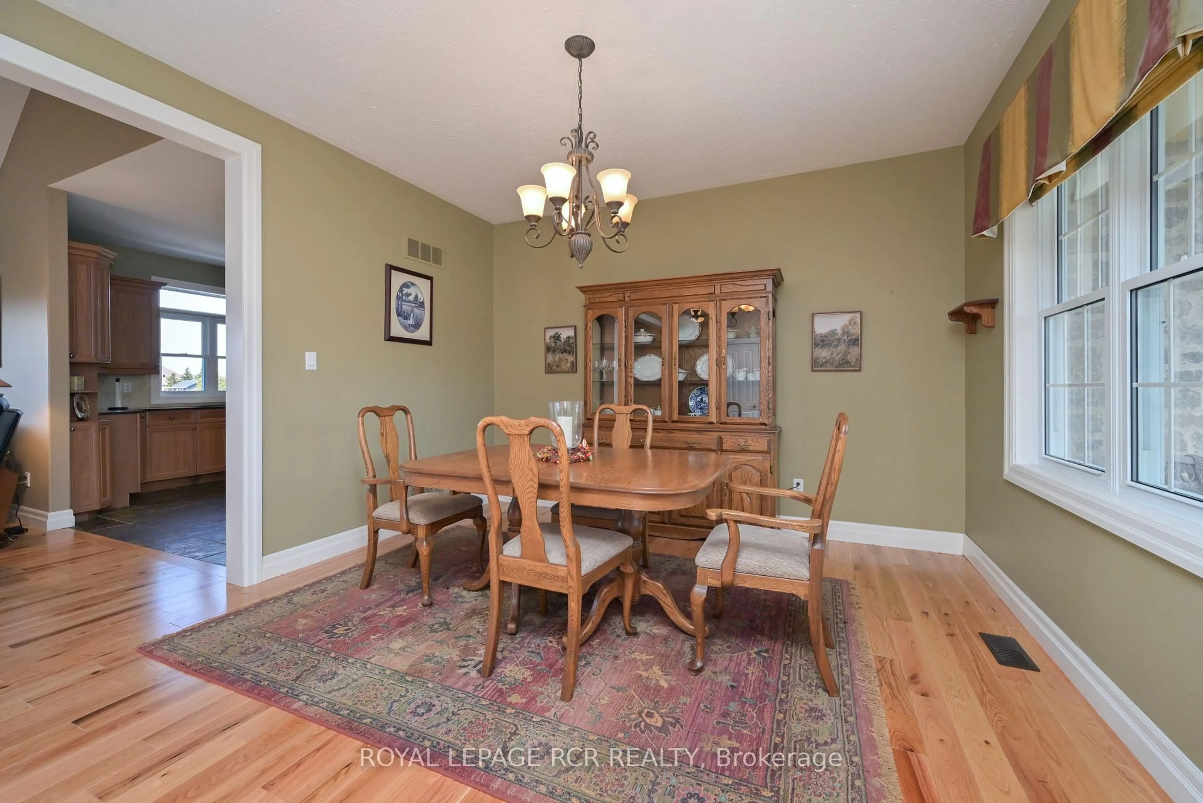 Dining room, unknown for 7 Blue Heron Dr, Mono Ontario L9W 5K5