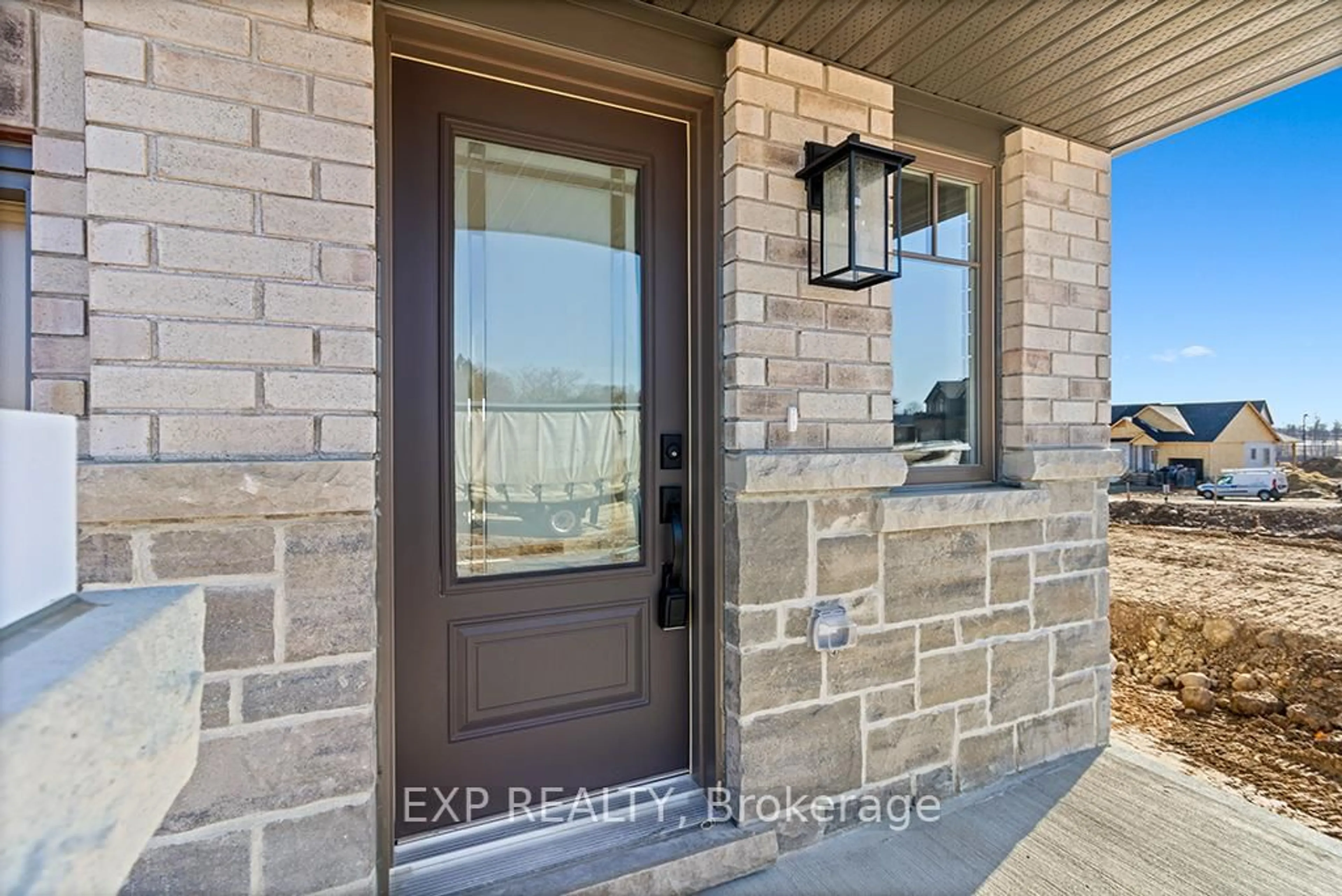 Indoor entryway for 131 Fitzgerald St, Grey Highlands Ontario N0C 1H0