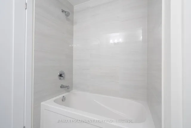 Additional property image - 239 Lormont Blvd