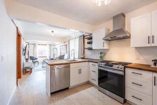 Additional property image - 45 Barons Ave