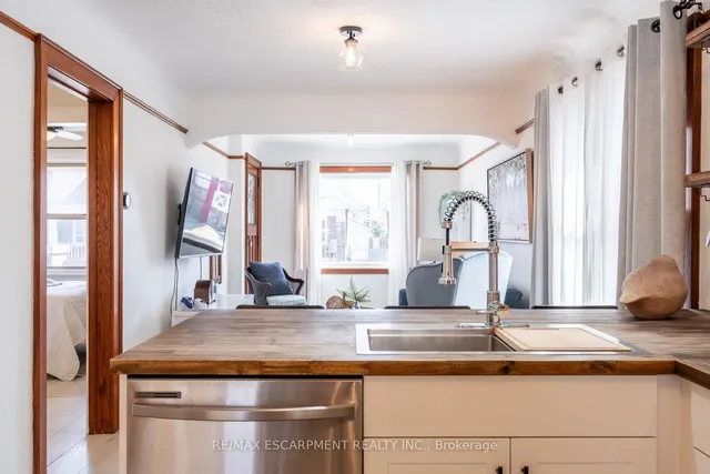 Additional property image - 45 Barons Ave