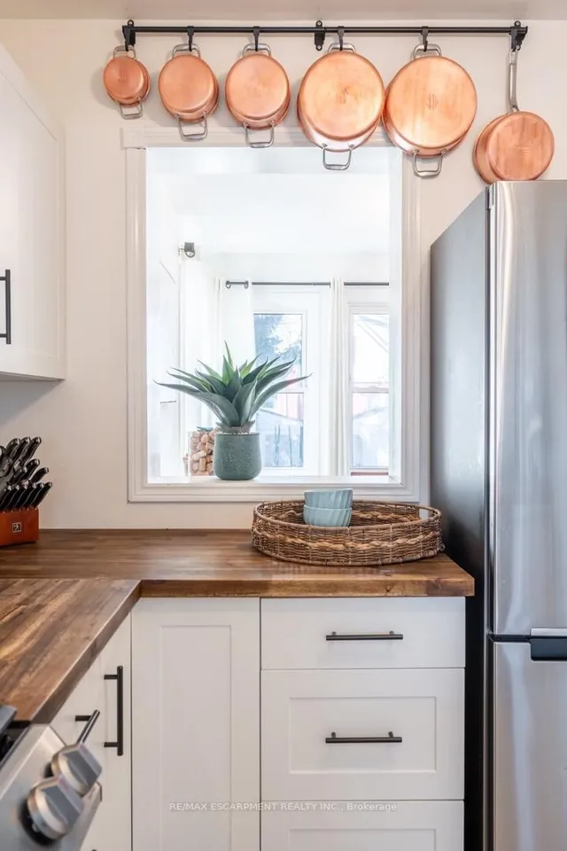 Additional property image - 45 Barons Ave