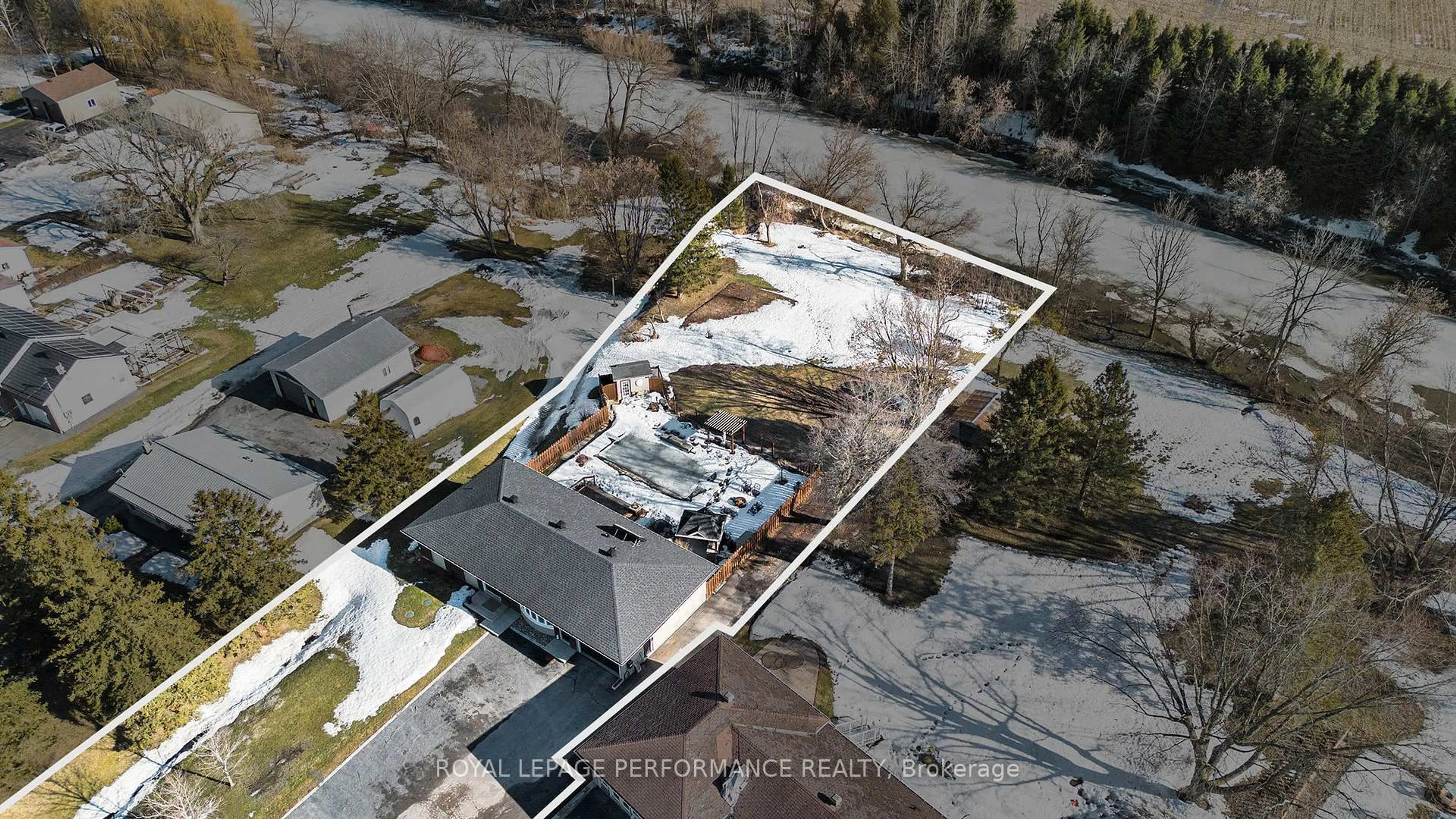 A pic from outside/outdoor area/front of a property/back of a property/a pic from drone, street for 782 Notre Dame St, Russell Ontario K0A 1W0