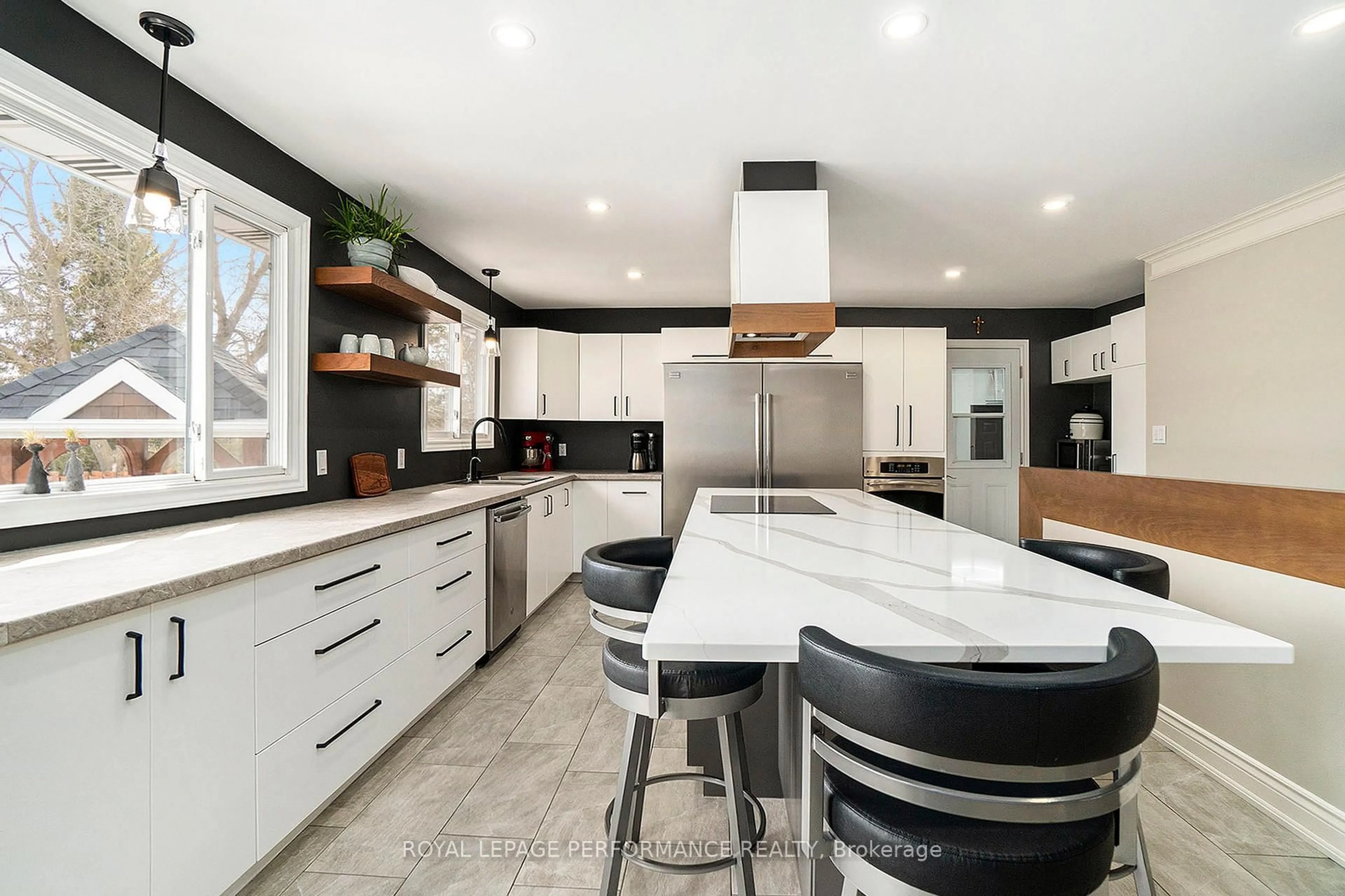 Contemporary kitchen, ceramic/tile floor for 782 Notre Dame St, Russell Ontario K0A 1W0