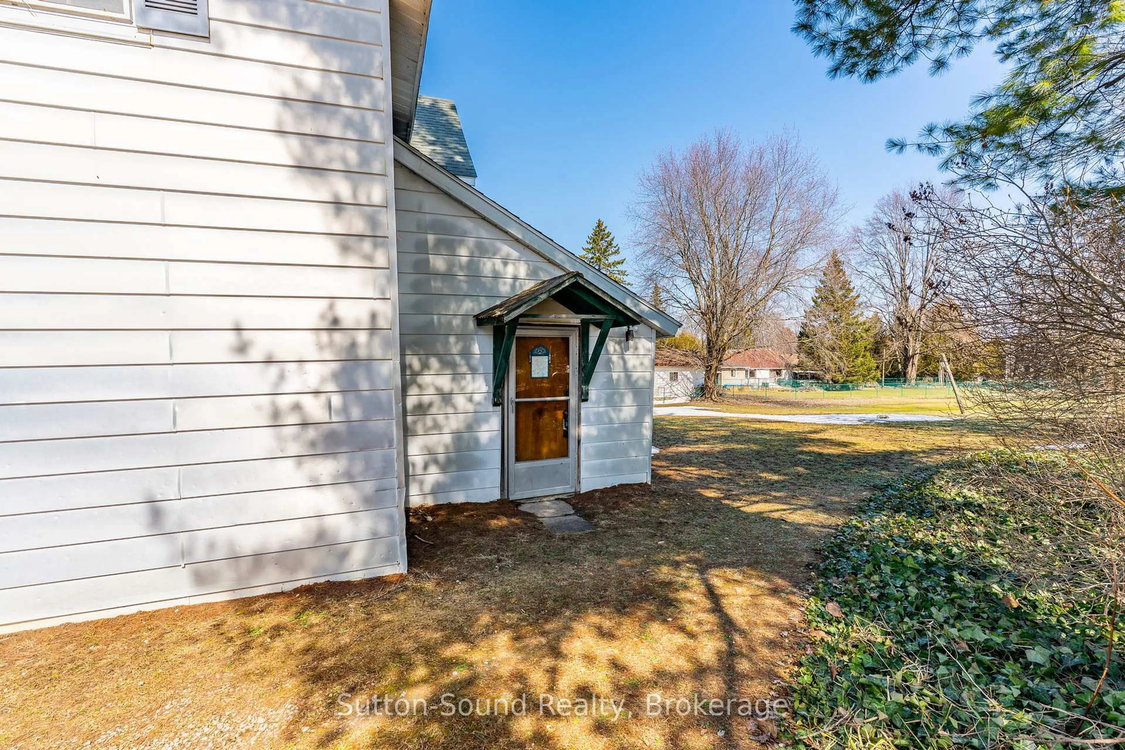 A pic from outside/outdoor area/front of a property/back of a property/a pic from drone, unknown for 443 and 445 Taylor St, South Bruce Peninsula Ontario N0H 2T0