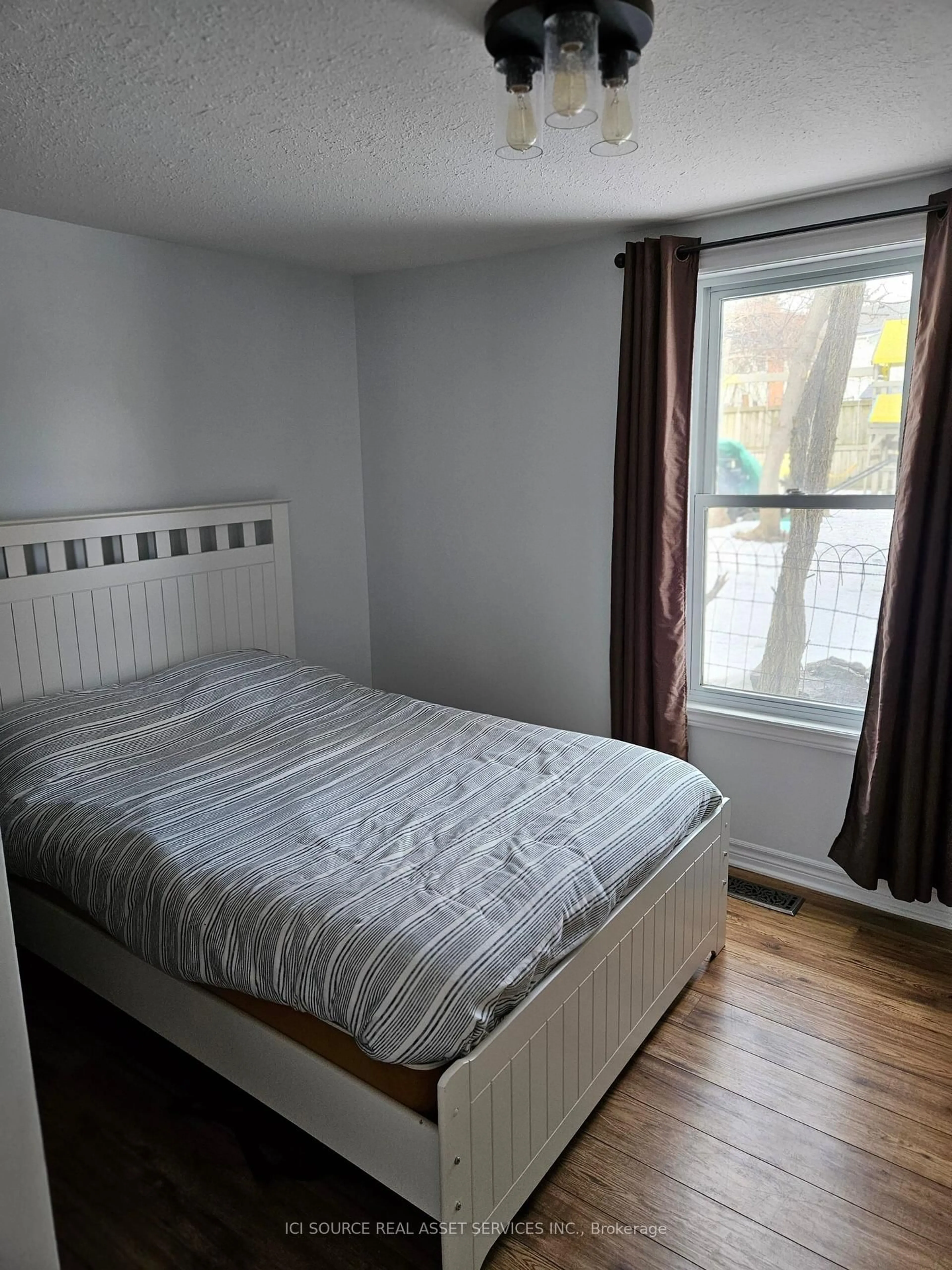 A pic of a room for 88 Dundas St, Belleville Ontario K8N 1C1