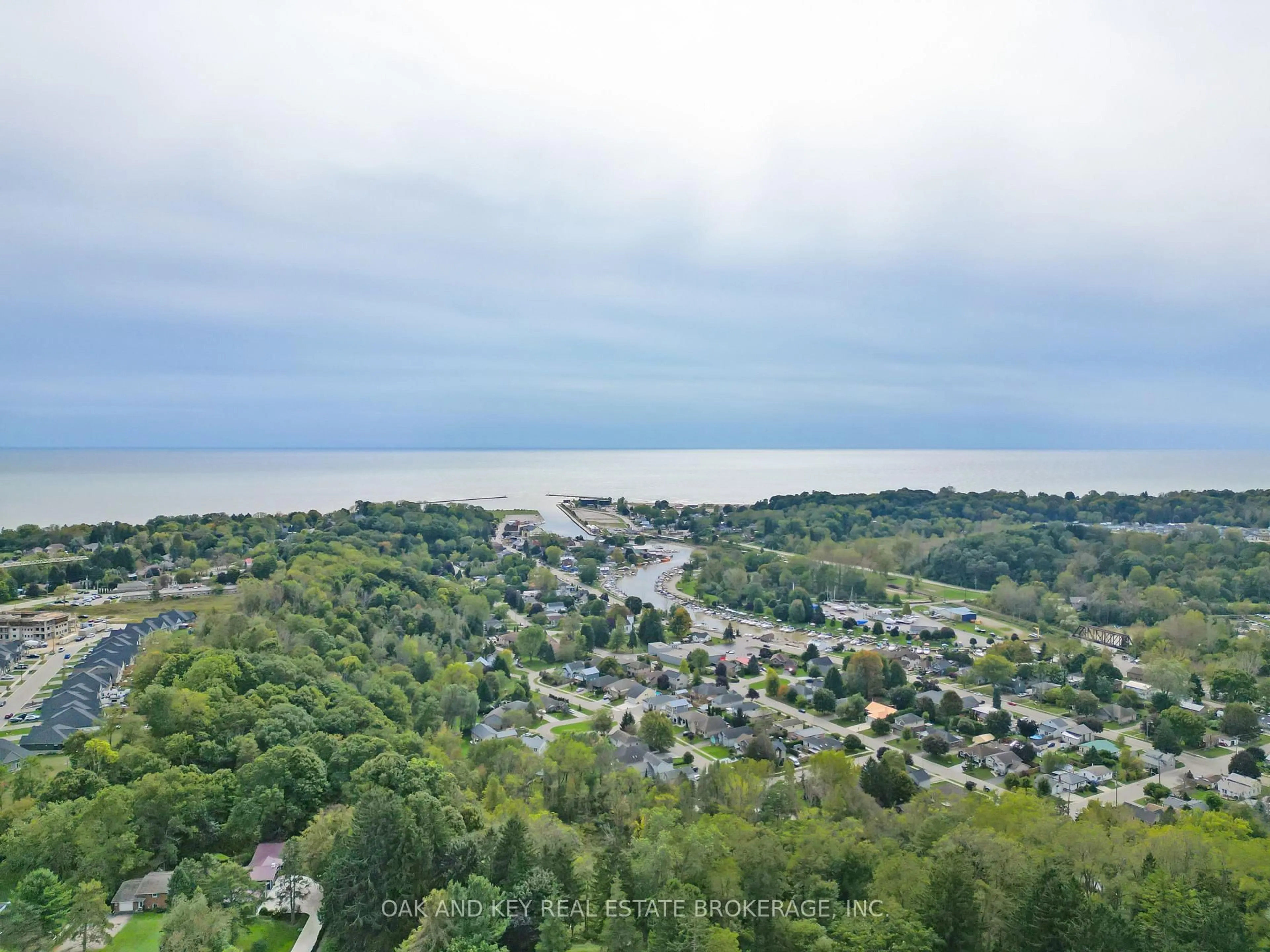 A pic from outside/outdoor area/front of a property/back of a property/a pic from drone, water/lake/river/ocean view for 190 Emery St, Central Elgin Ontario N5L 0A6