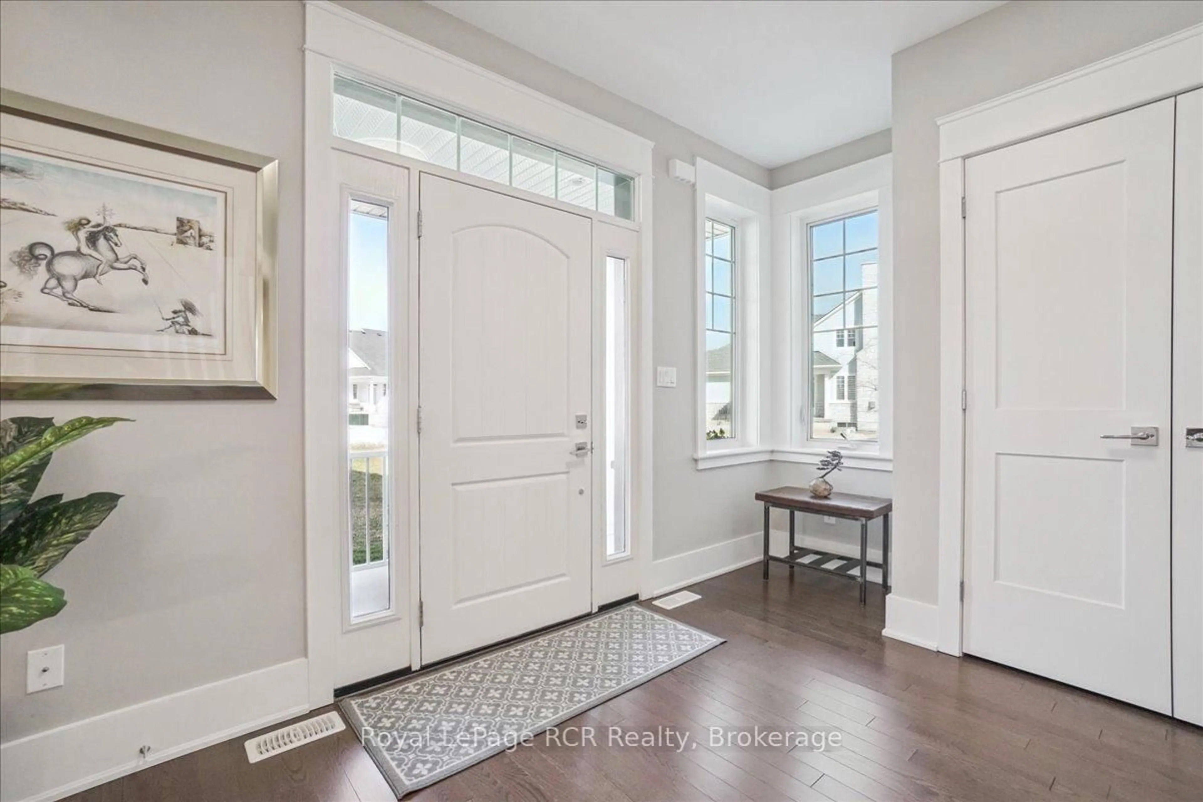 Indoor entryway for 230 Ironwood Way, Georgian Bluffs Ontario N0H 1S0