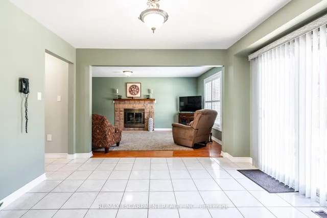 Additional property image - 35 Republic Ave