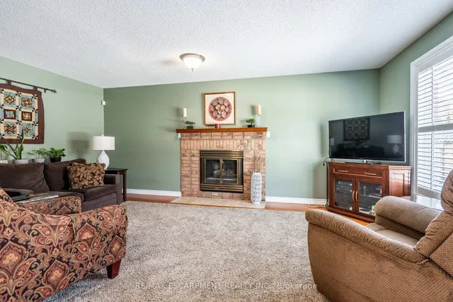 Additional property image - 35 Republic Ave