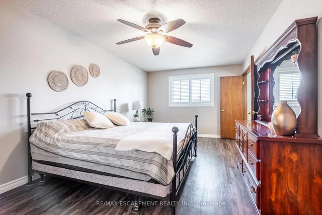 Additional property image - 35 Republic Ave